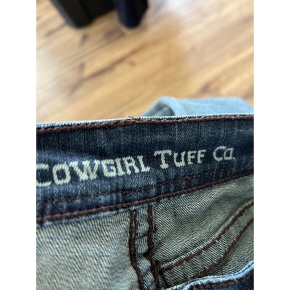 Cowgirl Tuff Co. Size 27 women’s boot cut jeans - Picture 4 of 5